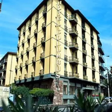 فندق Columbus Urban 5*
